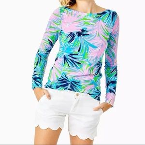 NWT Size M Aleah top in Gecko Green Beach Bash